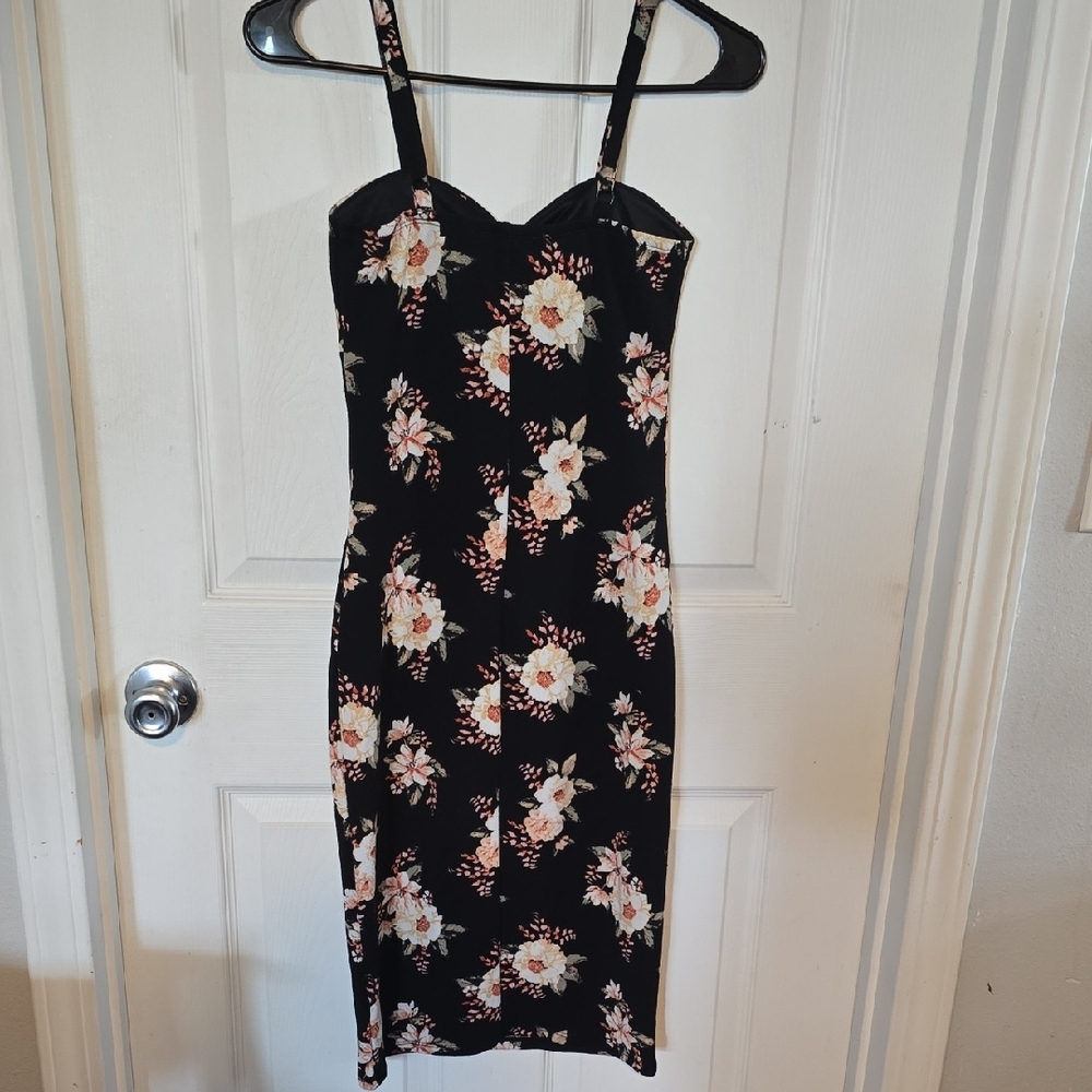 No Boundaries Black Floral Strapless Dress - Picture 2 of 3